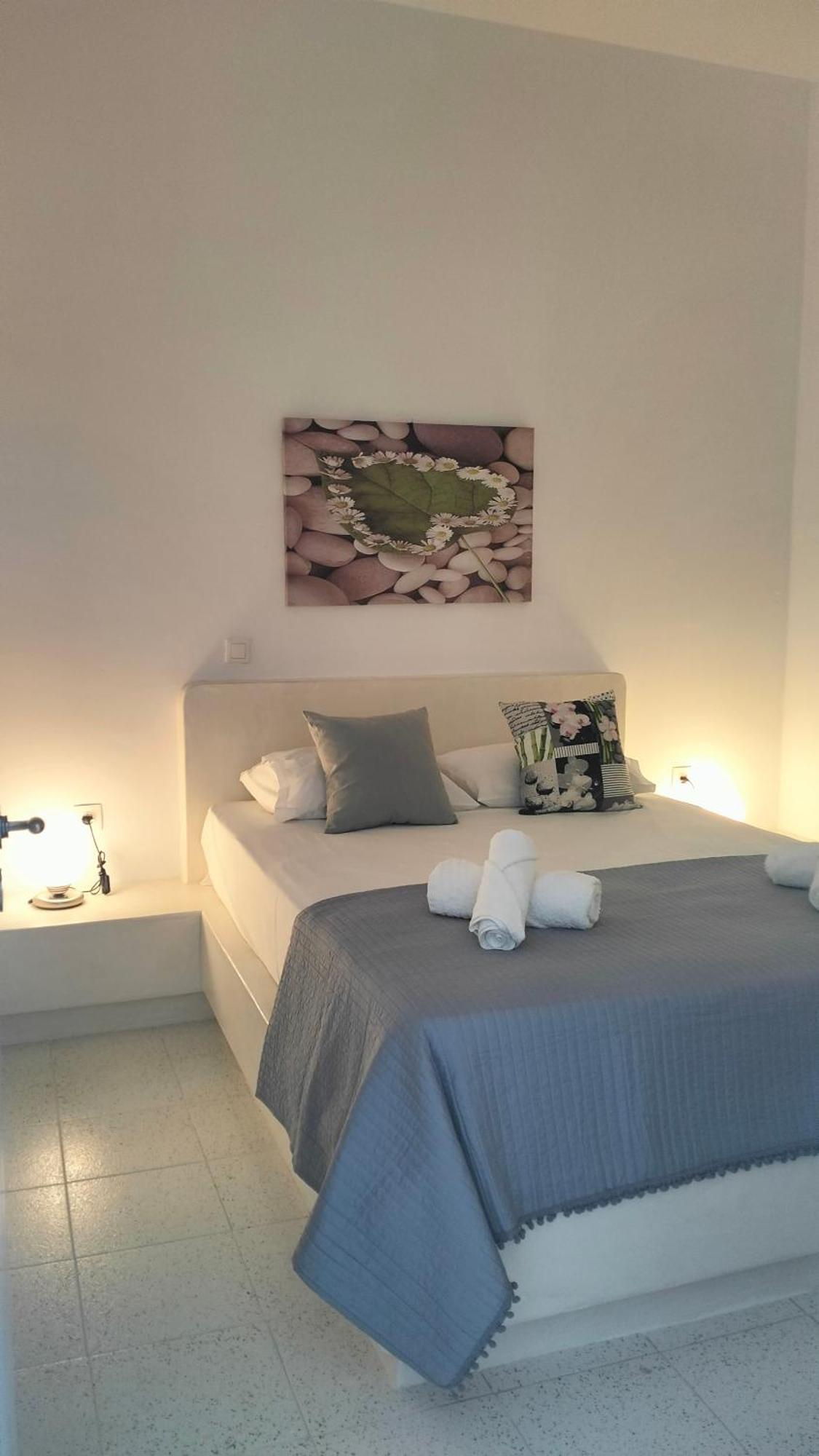 Appartamento Θέαστρον - Theastron House With Great View In Chora Pera Gyalos Esterno foto