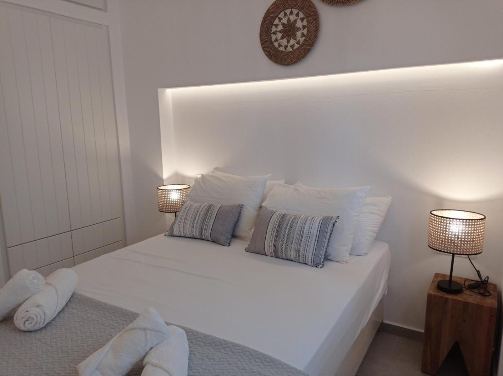 Appartamento Θέαστρον - Theastron House With Great View In Chora Pera Gyalos Esterno foto