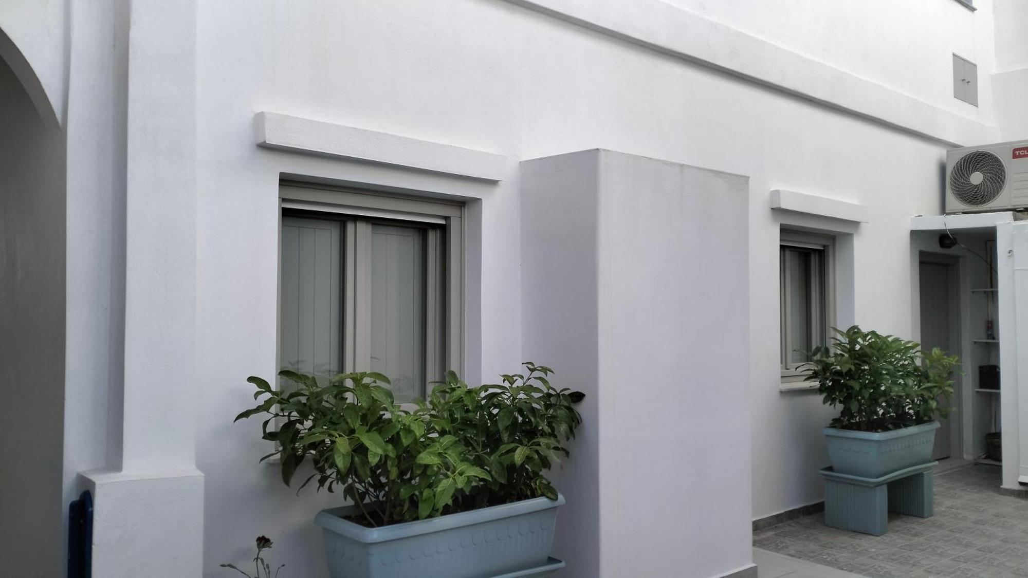 Appartamento Θέαστρον - Theastron House With Great View In Chora Pera Gyalos Esterno foto