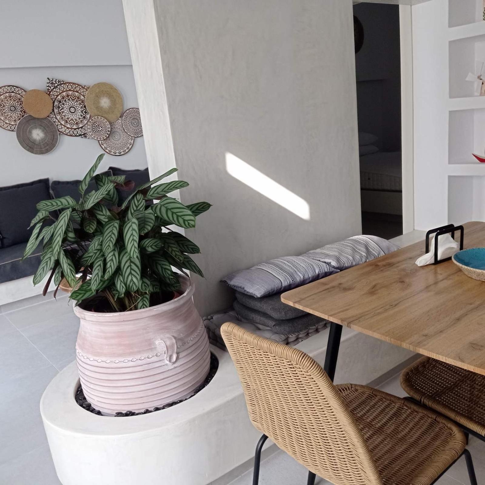 Appartamento Θέαστρον - Theastron House With Great View In Chora Pera Gyalos Esterno foto