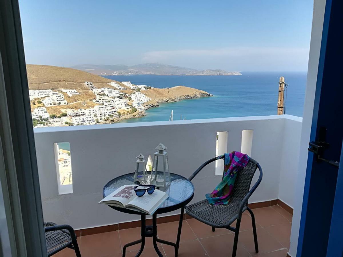 Appartamento Θέαστρον - Theastron House With Great View In Chora Pera Gyalos Esterno foto